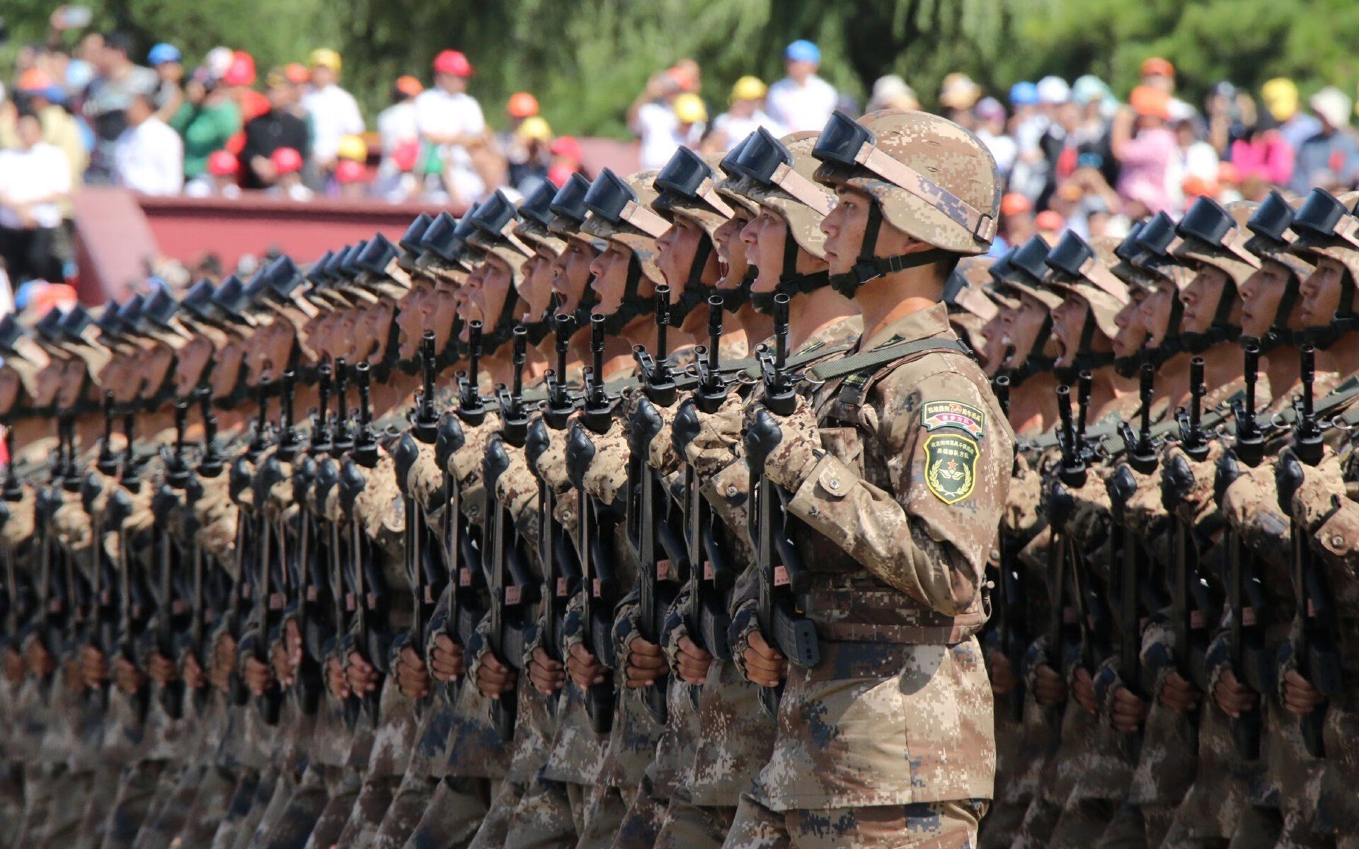 国际足球比赛裁判专业培训体系全面建立,国际足球裁判规则与裁判法