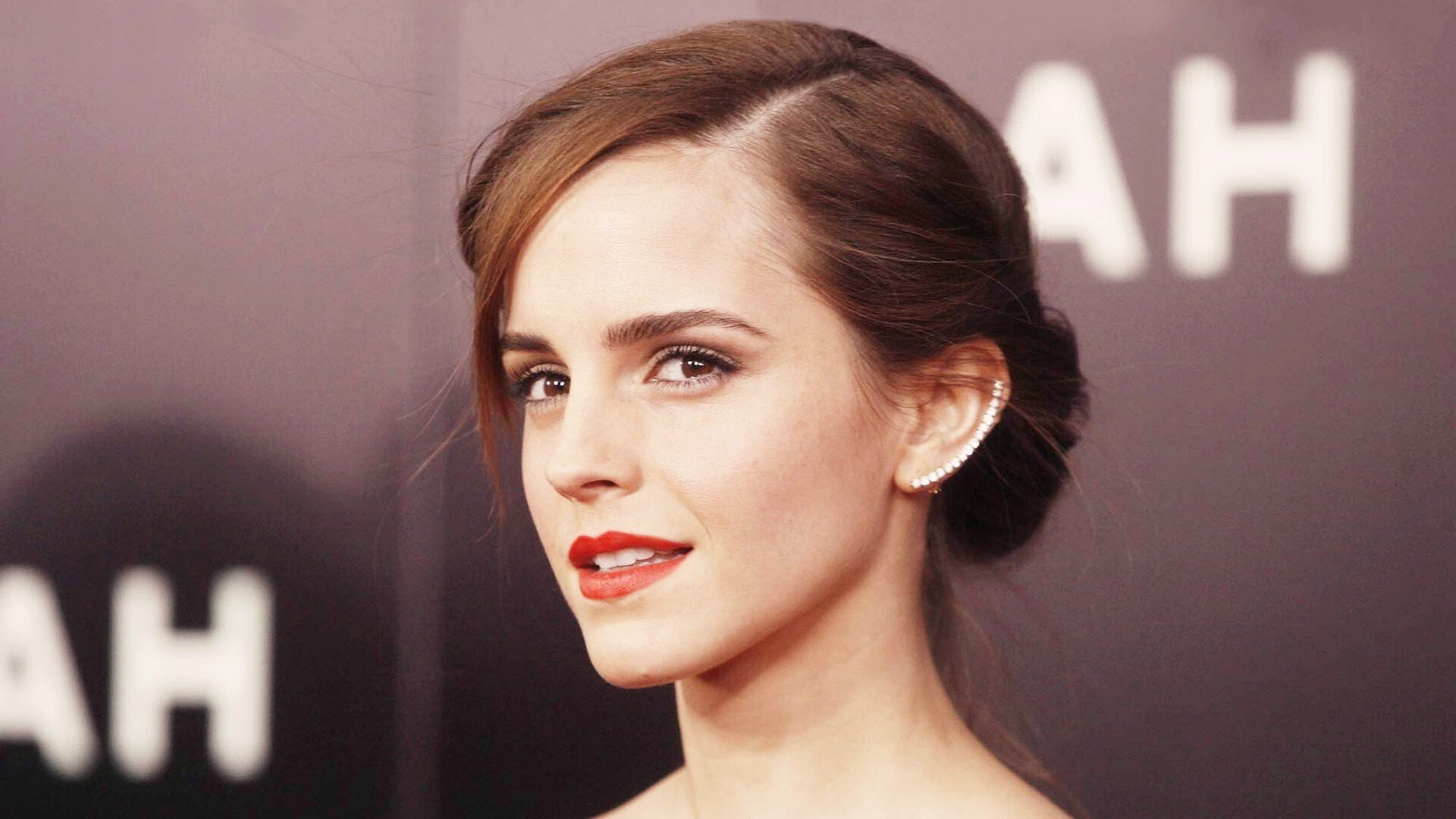 巴黎豪门再签欧洲顶级球员,战力持续增强,巴黎豪华阵容