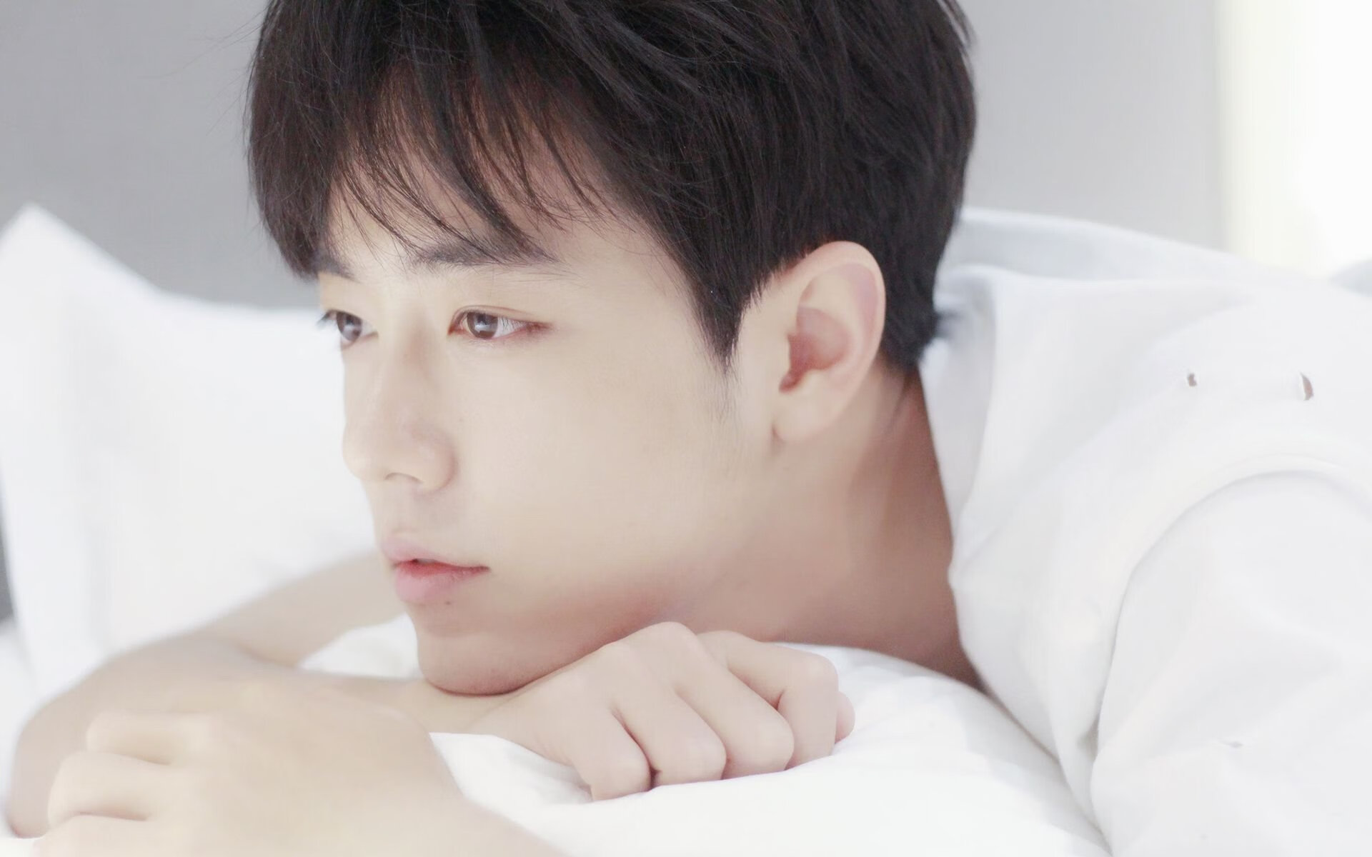 南安普顿后防球员戏耍队友获点赞，南安普顿出的球星